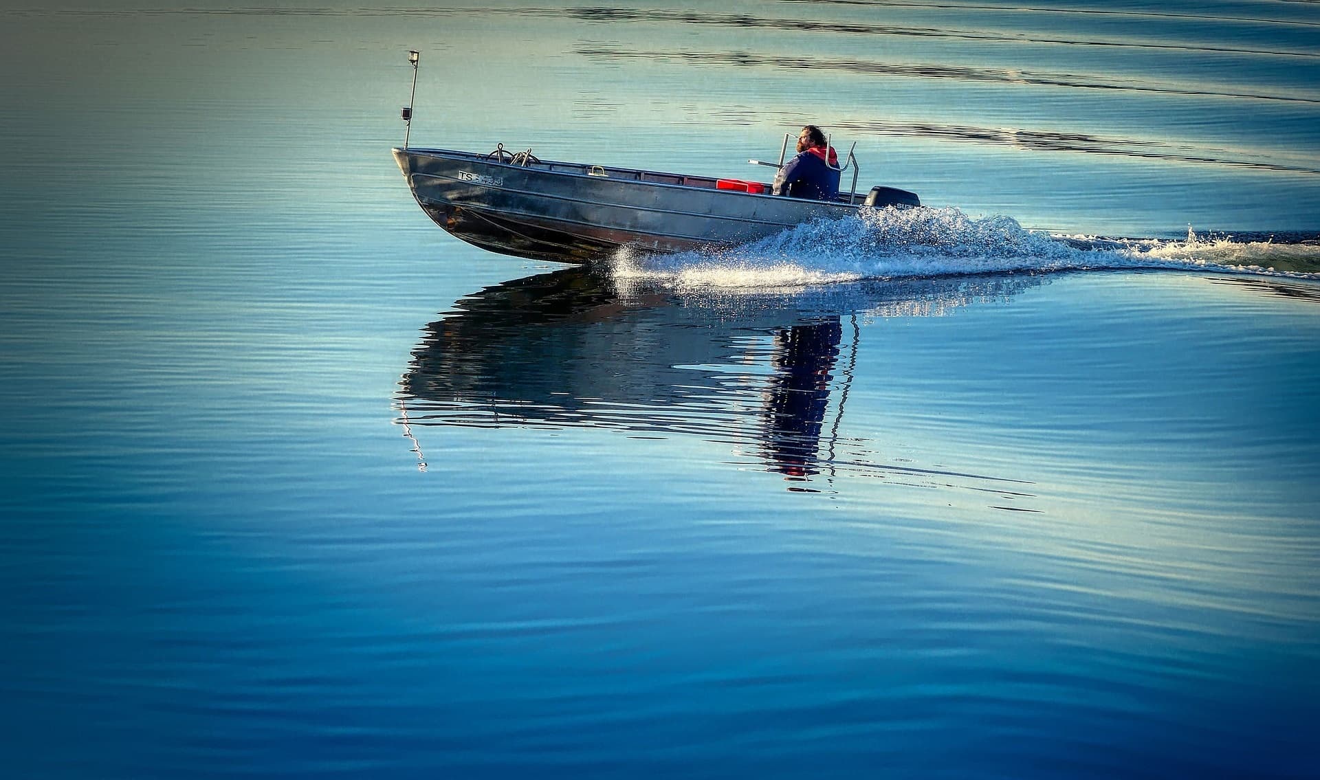 二級湖川限定免許イメージ画像